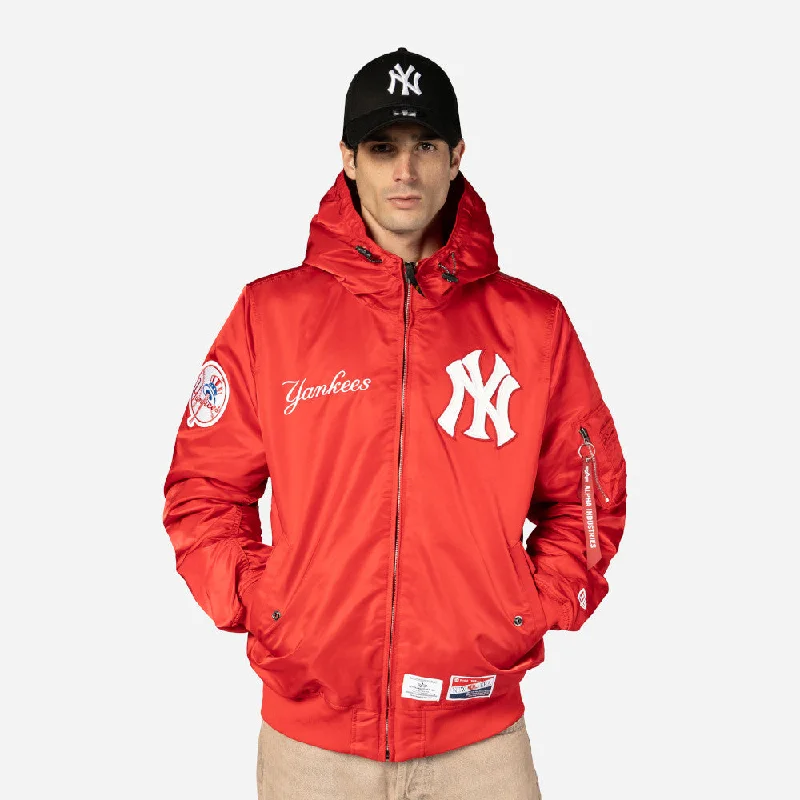 Chamarra New York Yankees Alpha Industries X MLB Roja