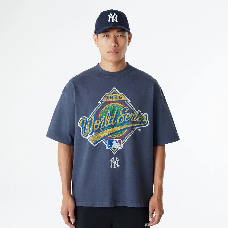 Playera Manga Corta New York Yankees MLB Oversized Essentials Azul