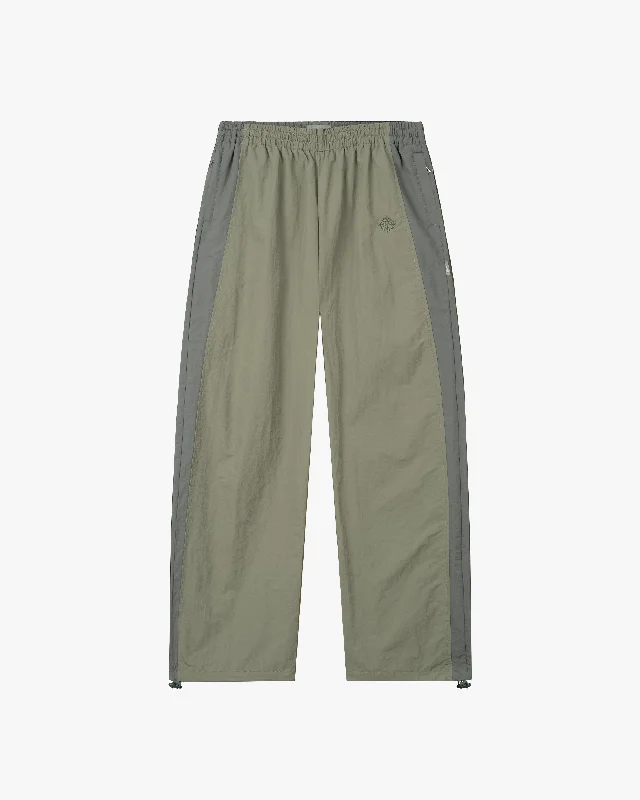 TRACK PANTS V3 WASABI