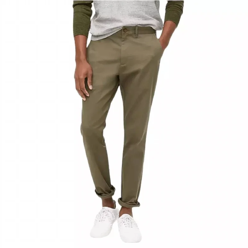 Athletic Slim-Fit Chino Pant In Green