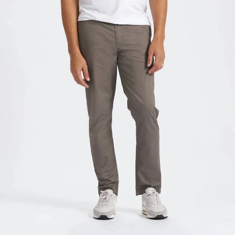 Collins Chino Pants In Cocoa